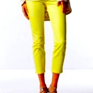 CAbi #760 Cropped Bree yellow jeans size 4
